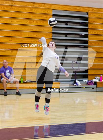 Thumbnail 3 in Pioneer vs. Leo (Leo Invite) photogallery.