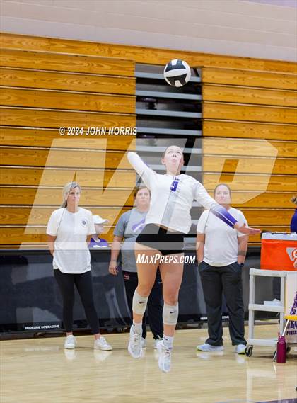 Thumbnail 3 in Pioneer vs. Leo (Leo Invite) photogallery.