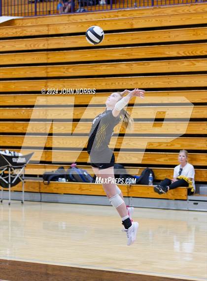Thumbnail 3 in Pioneer vs. Leo (Leo Invite) photogallery.
