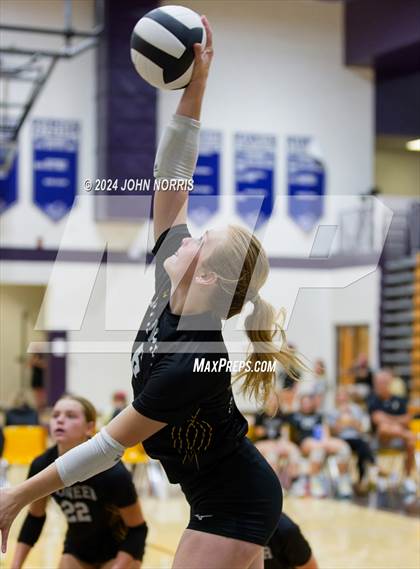 Thumbnail 2 in Pioneer vs. Leo (Leo Invite) photogallery.