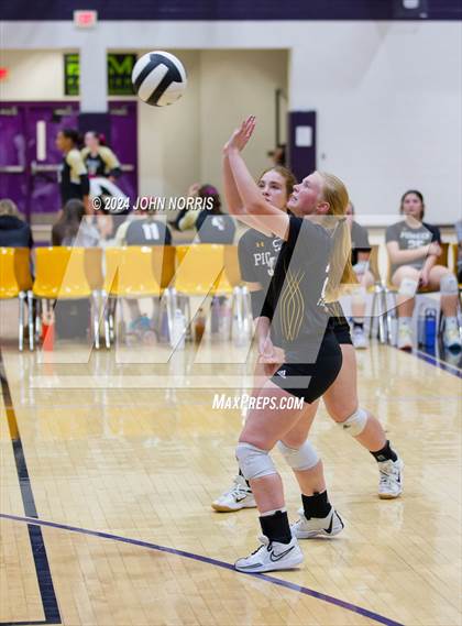 Thumbnail 3 in Pioneer vs. Leo (Leo Invite) photogallery.