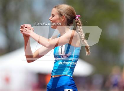 Thumbnail 3 in CHSAA Finals 2A-5A (800 Meter) photogallery.