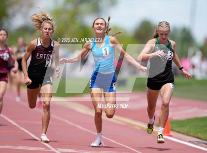 Thumbnail 1 in CHSAA Finals 2A-5A (800 Meter) photogallery.