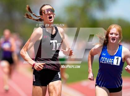 Thumbnail 1 in CHSAA Finals 2A-5A (800 Meter) photogallery.