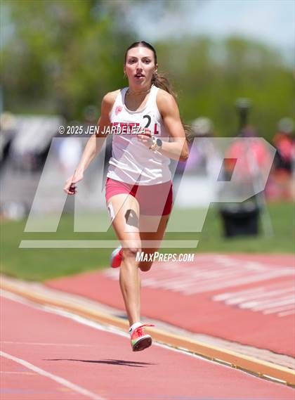 Thumbnail 1 in CHSAA Finals 2A-5A (800 Meter) photogallery.