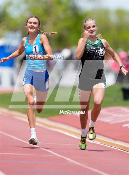 Thumbnail 1 in CHSAA Finals 2A-5A (800 Meter) photogallery.