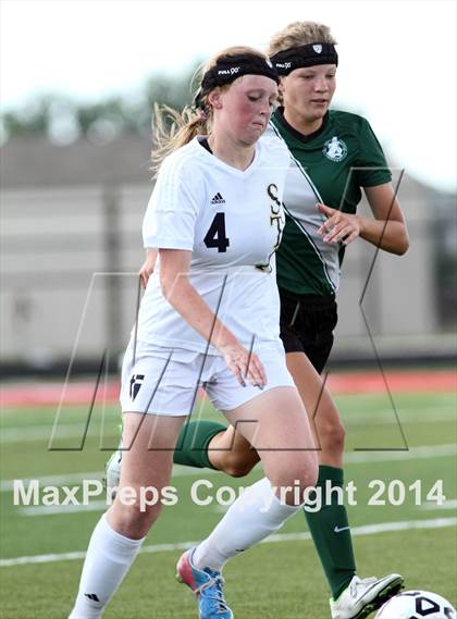 Thumbnail 2 in Aquinas vs Blue Valley Southwest (KSHSAA 5A Final) photogallery.