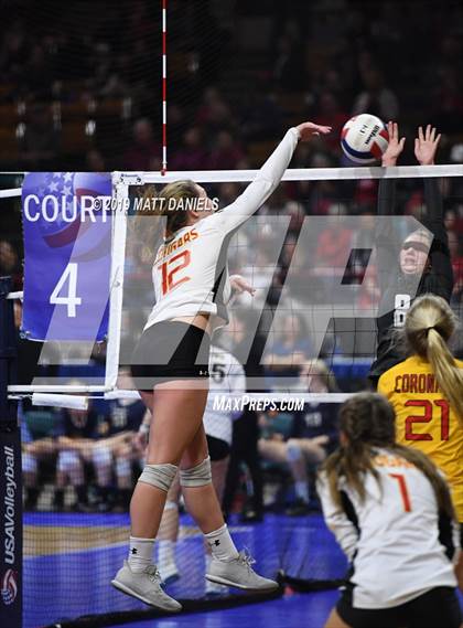 Thumbnail 3 in D'Evelyn vs. Coronado (CHSAA 4A Playoff) photogallery.