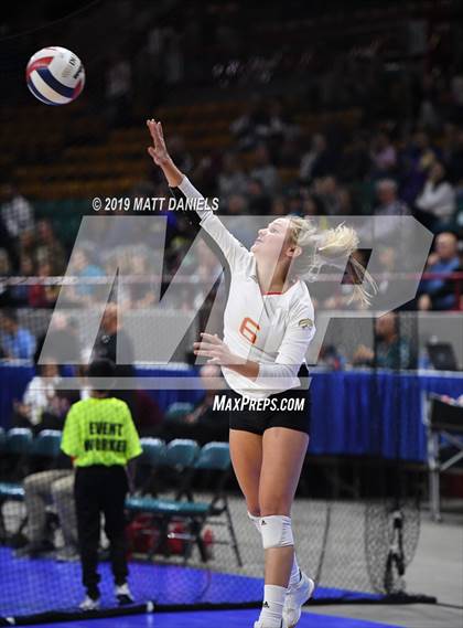 Thumbnail 3 in D'Evelyn vs. Coronado (CHSAA 4A Playoff) photogallery.