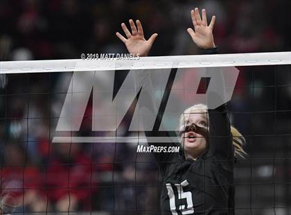 Thumbnail 1 in D'Evelyn vs. Coronado (CHSAA 4A Playoff) photogallery.