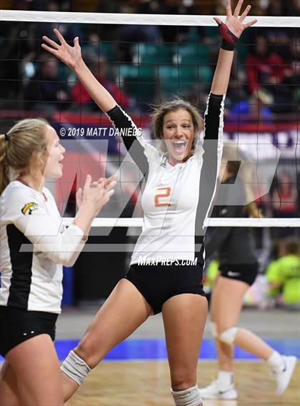 Thumbnail 3 in D'Evelyn vs. Coronado (CHSAA 4A Playoff) photogallery.