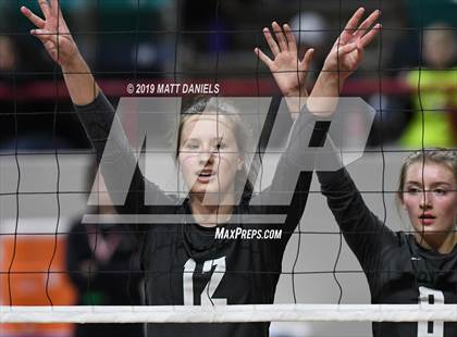 Thumbnail 2 in D'Evelyn vs. Coronado (CHSAA 4A Playoff) photogallery.