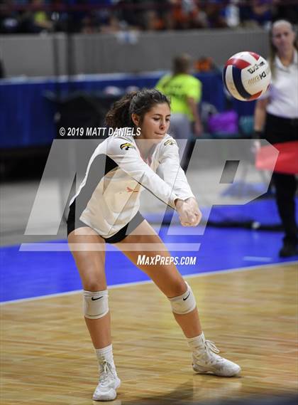 Thumbnail 1 in D'Evelyn vs. Coronado (CHSAA 4A Playoff) photogallery.