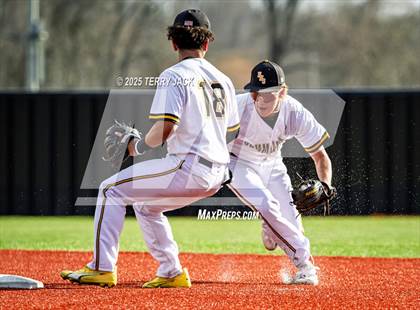 Thumbnail 3 in Ensworth @ Hendersonville photogallery.