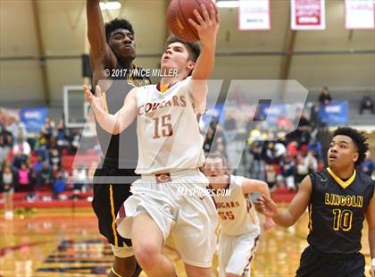 Thumbnail 1 in Lincoln vs Capital (WIAA 3A Regional) photogallery.