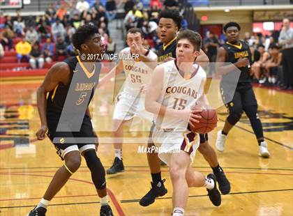Thumbnail 1 in Lincoln vs Capital (WIAA 3A Regional) photogallery.