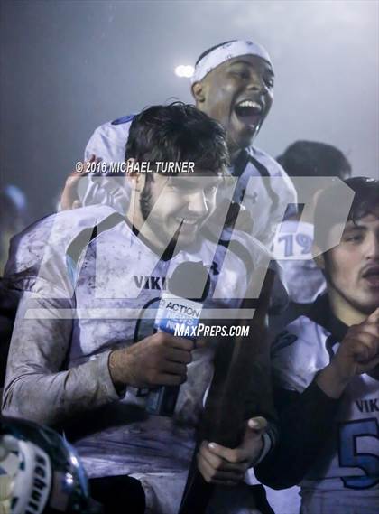 Thumbnail 2 in Pleasant Valley vs. Paradise (CIF NS D-2 Final) photogallery.