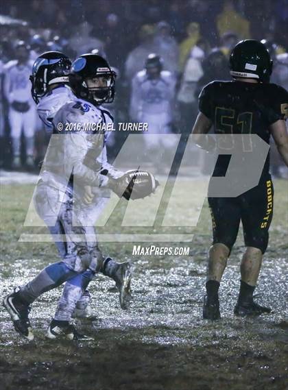 Thumbnail 2 in Pleasant Valley vs. Paradise (CIF NS D-2 Final) photogallery.