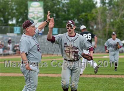 Thumbnail 1 in Roseville vs. South St. Paul (Section 4AAA Playoffs) photogallery.