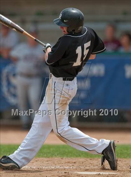 Thumbnail 3 in Roseville vs. South St. Paul (Section 4AAA Playoffs) photogallery.