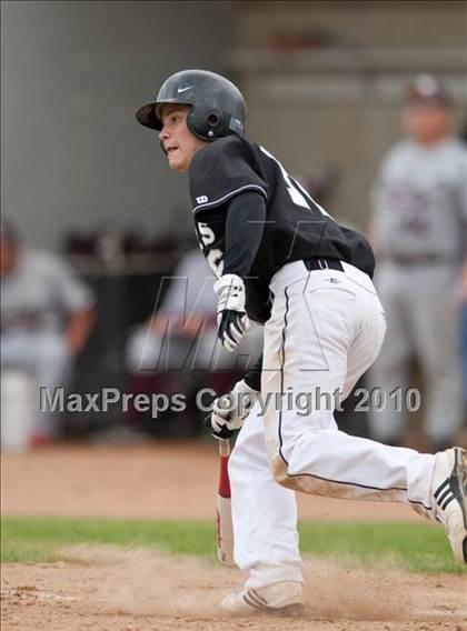 Thumbnail 3 in Roseville vs. South St. Paul (Section 4AAA Playoffs) photogallery.