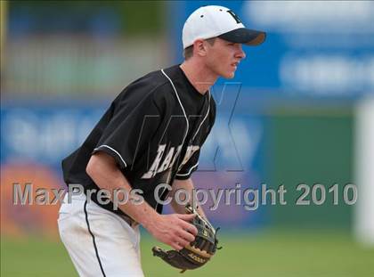 Thumbnail 3 in Roseville vs. South St. Paul (Section 4AAA Playoffs) photogallery.