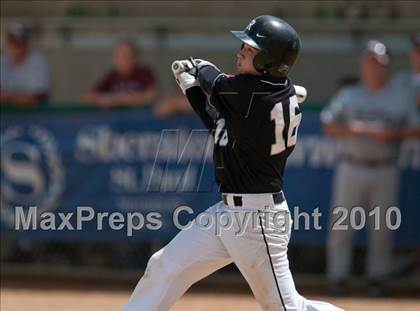 Thumbnail 1 in Roseville vs. South St. Paul (Section 4AAA Playoffs) photogallery.