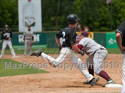 Thumbnail 2 in Roseville vs. South St. Paul (Section 4AAA Playoffs) photogallery.