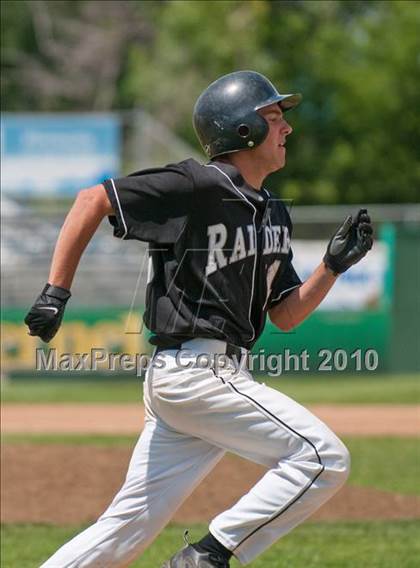 Thumbnail 3 in Roseville vs. South St. Paul (Section 4AAA Playoffs) photogallery.