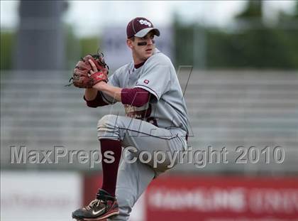 Thumbnail 2 in Roseville vs. South St. Paul (Section 4AAA Playoffs) photogallery.