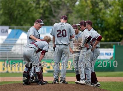 Thumbnail 3 in Roseville vs. South St. Paul (Section 4AAA Playoffs) photogallery.