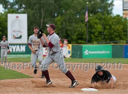 Thumbnail 2 in Roseville vs. South St. Paul (Section 4AAA Playoffs) photogallery.