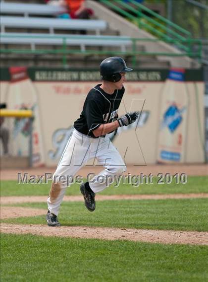 Thumbnail 2 in Roseville vs. South St. Paul (Section 4AAA Playoffs) photogallery.