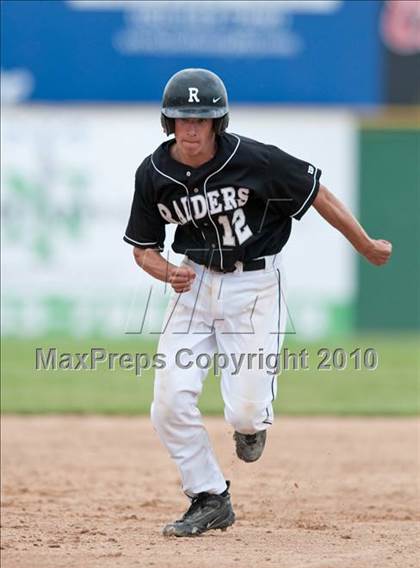 Thumbnail 3 in Roseville vs. South St. Paul (Section 4AAA Playoffs) photogallery.
