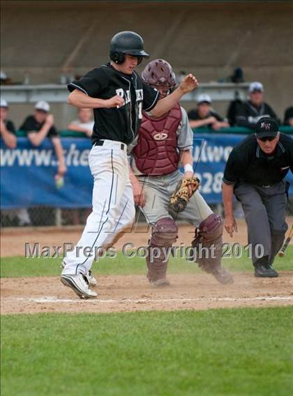 Thumbnail 3 in Roseville vs. South St. Paul (Section 4AAA Playoffs) photogallery.