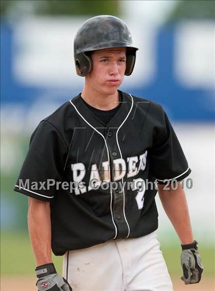 Thumbnail 3 in Roseville vs. South St. Paul (Section 4AAA Playoffs) photogallery.