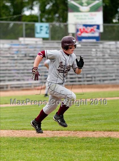 Thumbnail 2 in Roseville vs. South St. Paul (Section 4AAA Playoffs) photogallery.