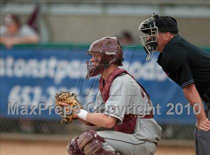 Thumbnail 1 in Roseville vs. South St. Paul (Section 4AAA Playoffs) photogallery.