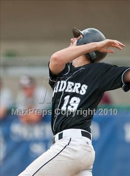 Thumbnail 3 in Roseville vs. South St. Paul (Section 4AAA Playoffs) photogallery.