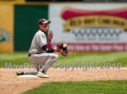 Thumbnail 2 in Roseville vs. South St. Paul (Section 4AAA Playoffs) photogallery.