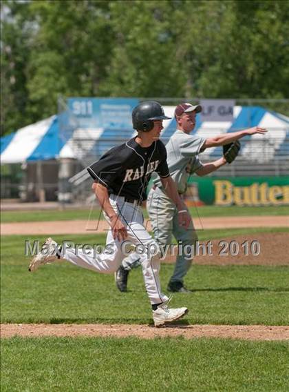 Thumbnail 2 in Roseville vs. South St. Paul (Section 4AAA Playoffs) photogallery.