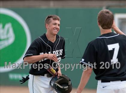 Thumbnail 1 in Roseville vs. South St. Paul (Section 4AAA Playoffs) photogallery.