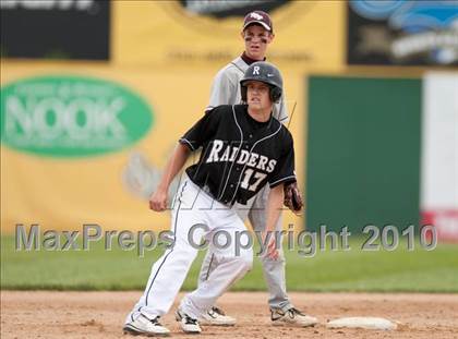 Thumbnail 3 in Roseville vs. South St. Paul (Section 4AAA Playoffs) photogallery.