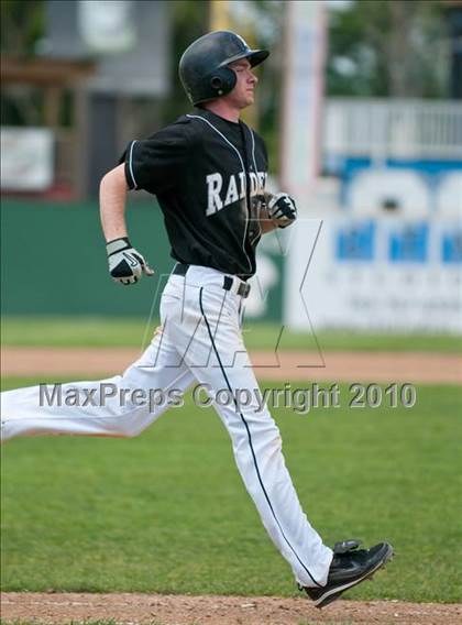 Thumbnail 1 in Roseville vs. South St. Paul (Section 4AAA Playoffs) photogallery.
