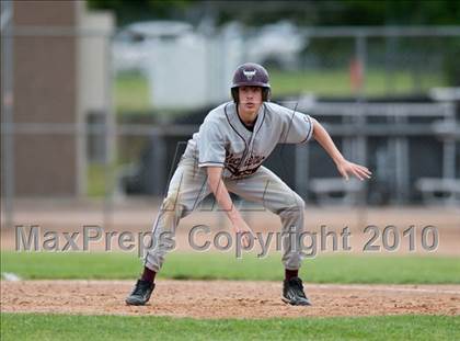 Thumbnail 3 in Roseville vs. South St. Paul (Section 4AAA Playoffs) photogallery.
