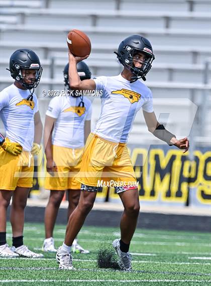 Thumbnail 3 in Montgomery Central vs Piedmont (Montgomery Central 2nd Annual 7 on 7 Air Raid Classic) photogallery.