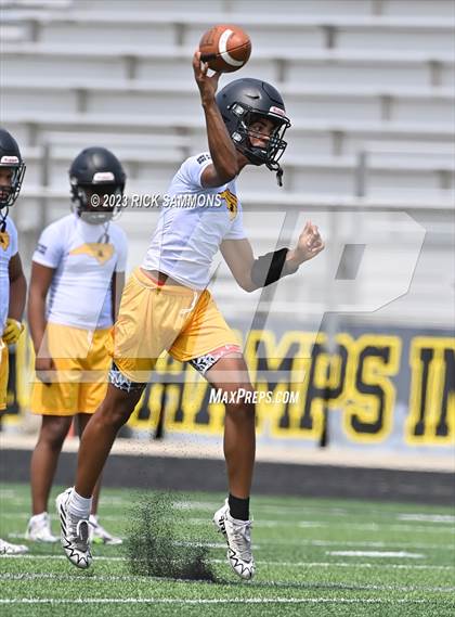 Thumbnail 1 in Montgomery Central vs Piedmont (Montgomery Central 2nd Annual 7 on 7 Air Raid Classic) photogallery.