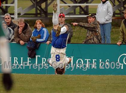 Thumbnail 2 in Chazy vs. Northville (NYSPHSAA Class D Final) photogallery.
