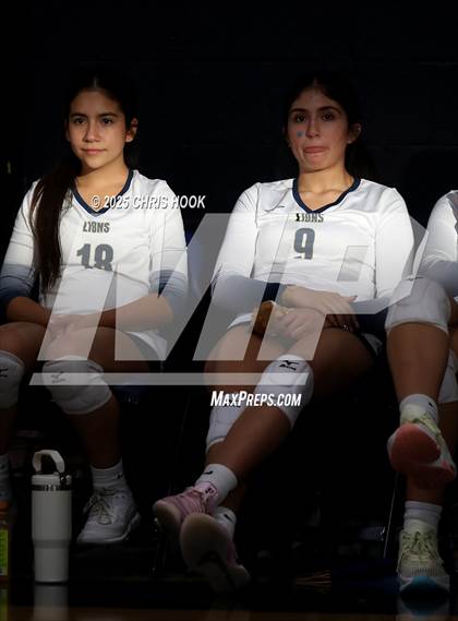 Thumbnail 2 in JV: Florence @ Pusch Ridge Christian Academy photogallery.