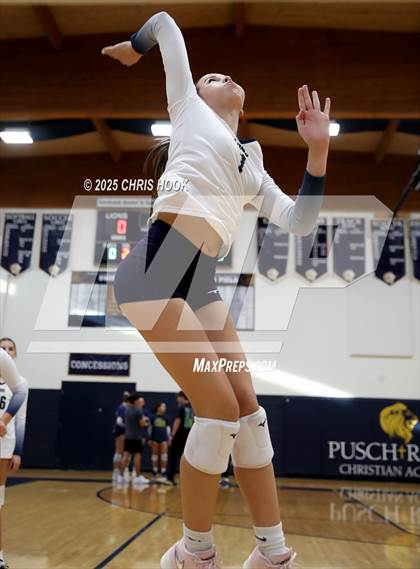 Thumbnail 1 in JV: Florence @ Pusch Ridge Christian Academy photogallery.